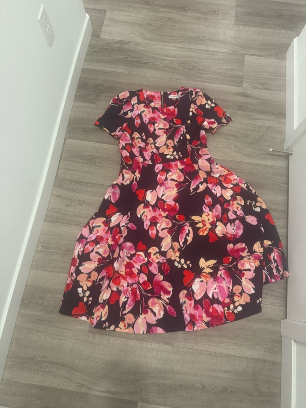 Calvin Klein floral short sleeve dress